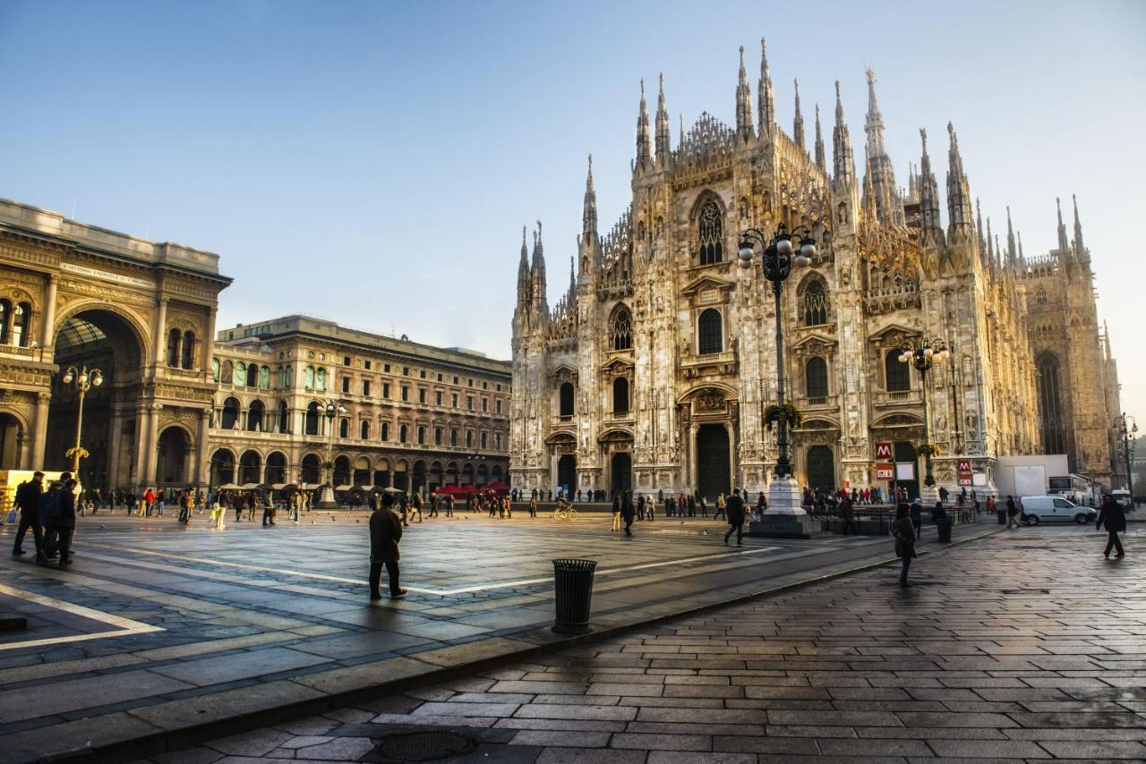 Duomo A 10 Minuti - Self Check In Metro A 3 Minuti A Piedi Appartement Milaan Buitenkant foto